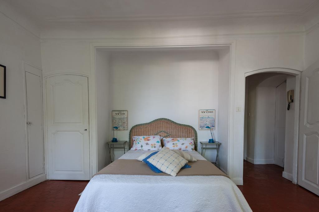 L'Enclos Lorgues Room photo