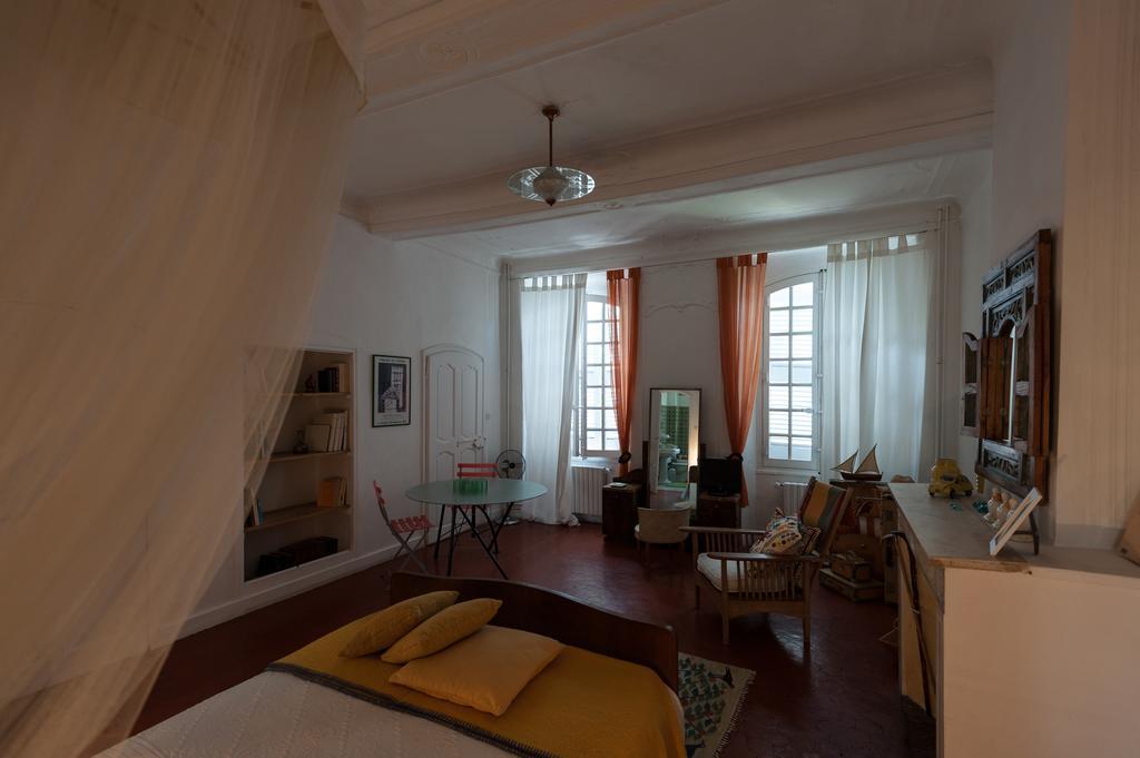 L'Enclos Lorgues Room photo